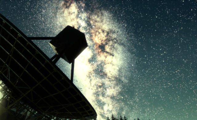 Mota del Cuervo muestra la astronomía en imágenes