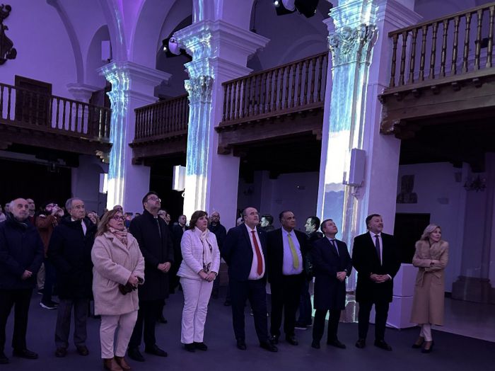 El espectáculo 'Luz Cuenca' en la iglesia de San Miguel abre al público este jueves
