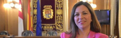 Nuria Illana asume las funciones de presidencia durante el permiso obligatorio de paternidad de Martínez Chana