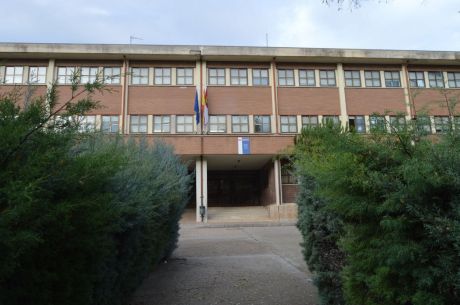 Se ultima el traslado de la Biblioteca del barrio al colegio Fuente del Oro