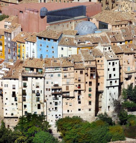 Estudiantes del campus analizan en Cuenca la importancia del turismo seguro