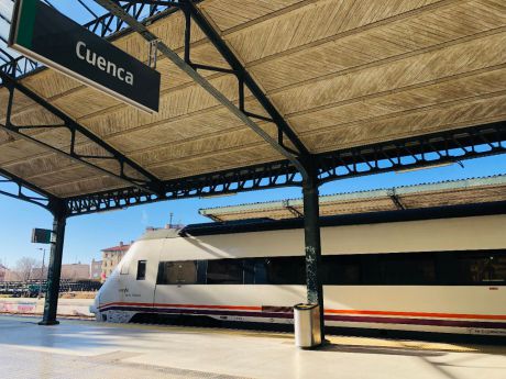 El PP de Valencia exige al Gobierno central que “reabra la línea de ferrocarril Madrid-Cuenca-Valencia cerrada el pasado enero de 2021”