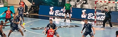Al Cuenca le pasa factura su pésima primera parte en Cangas(36-29)