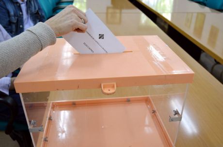 La UCLM celebra mañana sus elecciones a rector con Julián Garde como único candidato