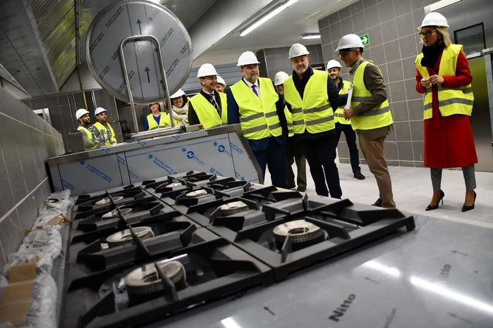 Visita a la cocina central del nuevo Hospital Universitario de Cuenca