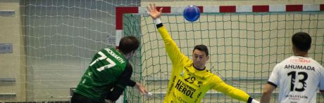 El BM Cuenca se impone con autoridad al Viveros Herol Nava (28-32)