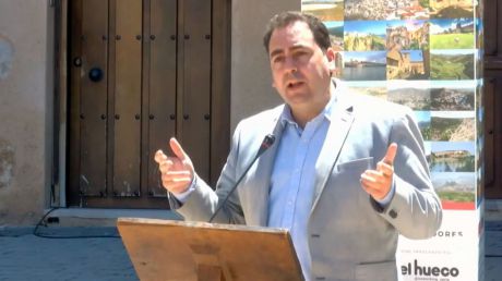 Doménech afirma que “seguiremos luchando por la reapertura de nuestro tren” e insiste en que el Gobierno de España “destine a Cuenca su parte de los 24.200 millones de euros para el ferrocarril”