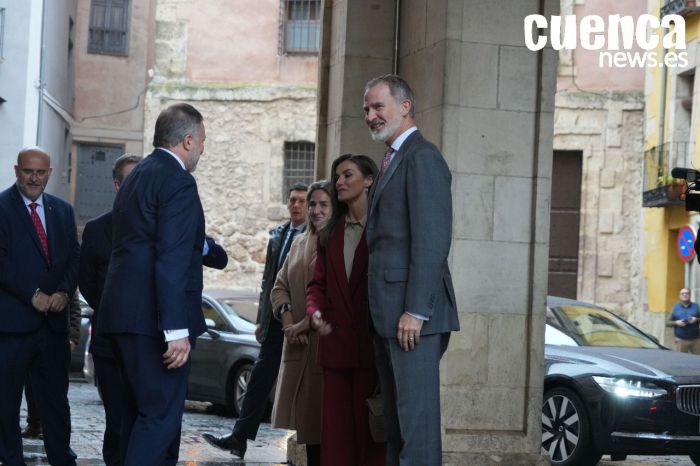 Dolz califica como “día para el recuerdo” la visita de los Reyes de España, quienes han inaugurado el nuevo Hospital y recorrido el Ayuntamiento