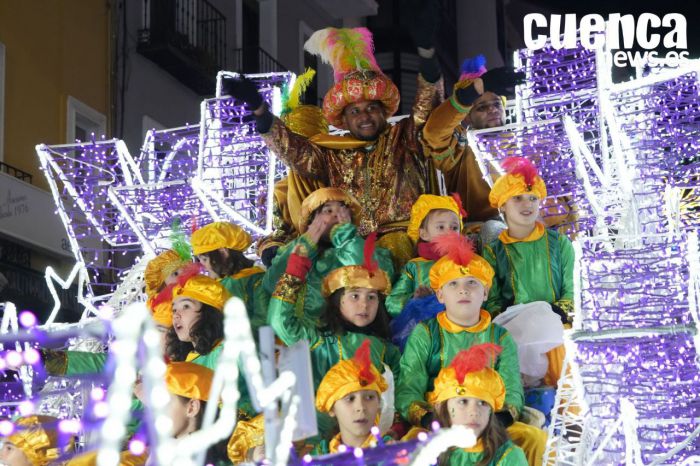 La Cabalgata de Reyes Ilumina las calles de Cuenca