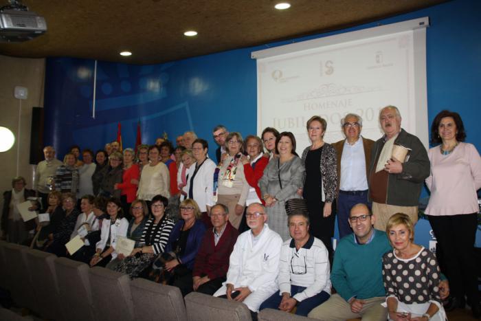La Gerencia del Área Integrada de Cuenca homenajea a los profesionales que se han jubilado durante este año