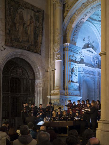 Una Missa sine domine inunda la Catedral con su magnificencia