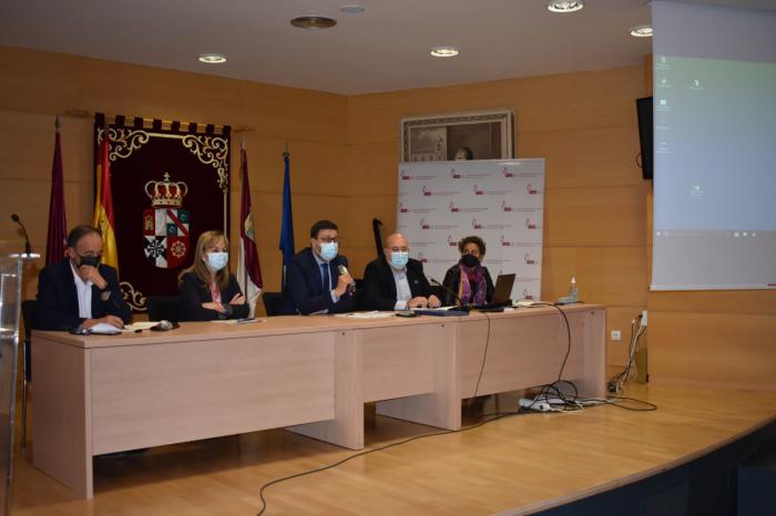 La Junta destaca el papel que desarrollan los educadores sociales en favor del alumnado vulnerable de Castilla-La Mancha