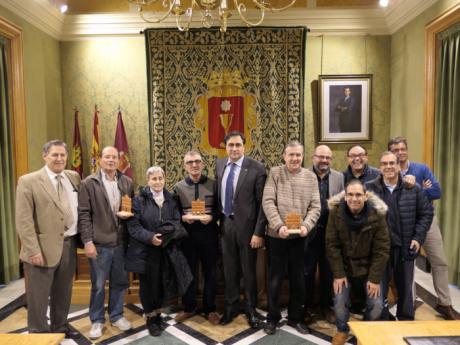 El Ayuntamiento rinde homenaje a los trabajadores municipales que se han jubilado en 2018
