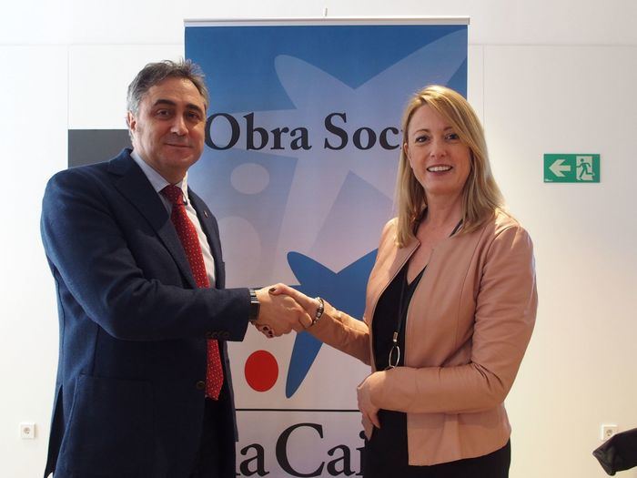 Ayuntamiento y CaixaBank renuevan el acuerdo para el programa educativo ‘Cuenta conmigo para estudiar’