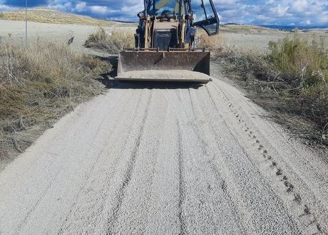 El PP pide que se arreglen los caminos rurales de Barajas de Melo y agradece a los agricultores que tomen la iniciativa