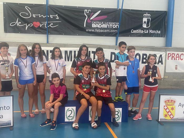 Los sub15 del Bádminton Albatros Campeones Regionales