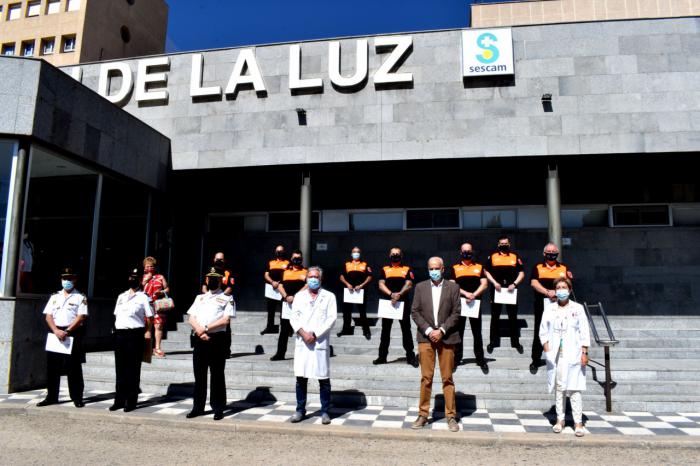 La Policía Nacional reconoce al personal de seguridad privada del ‘Virgen de la Luz’ y centros asociados por su labor durante la Covid