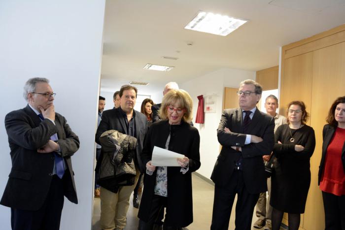 La Facultad de Medicina cuenta con un aula en recuerdo de su exalumno y pediatra Antonio Cepillo, “Cepi”