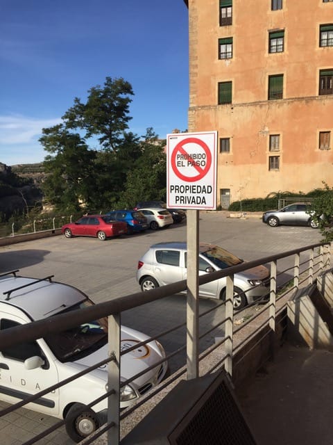 Solicitan información sobre el supuesto parking que está construyendo el Obispado en un mirador del Júcar