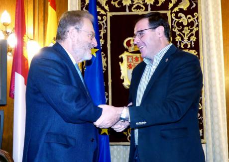 Diputación apoya con 27.000 euros la labor de Cáritas Cuenca en la atención a personas y familias en exclusión residencial