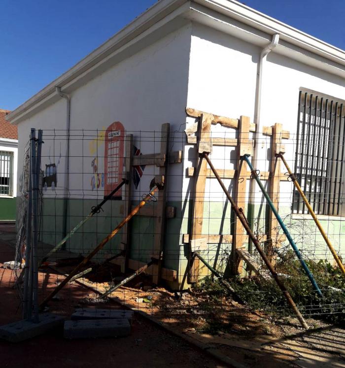 Denuncian el estado de abandono del Colegio de Fuente de Pedro Naharro