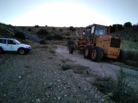 Mota del Cuervo vuelve a reparar caminos con la vista puesta en la vendimia