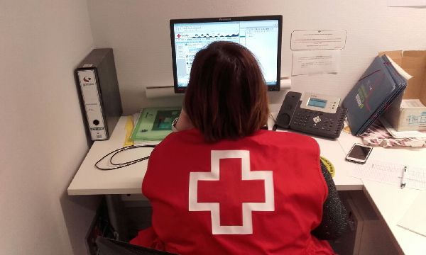 Cruz Roja incrementa la atención a mayores de 65 años con motivo del temporal de frío