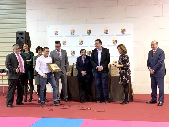 Prieto agradece y reconoce la gran labor de la ONCE en Cuenca