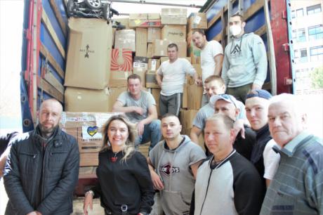 Voluntarios ucranianos de Cuenca envían un tráiler de Ayuda Humanitaria a Ucrania