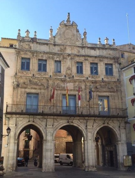 El Ayuntamiento de Cuenca se aleja de la situación riesgo económico e insolvencia
