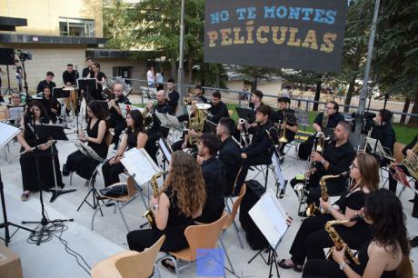 La banda sinfónica del Campus de la UCLM en Cuenca y Zas!! Candif Folk se unen en Estival Cuenca 23 para celebrar el Zas!Candil Bandístico