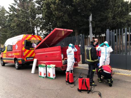 Los bomberos de Diputación se ponen a disposición de las autoridades sanitarias para actuar en edificios de riesgo