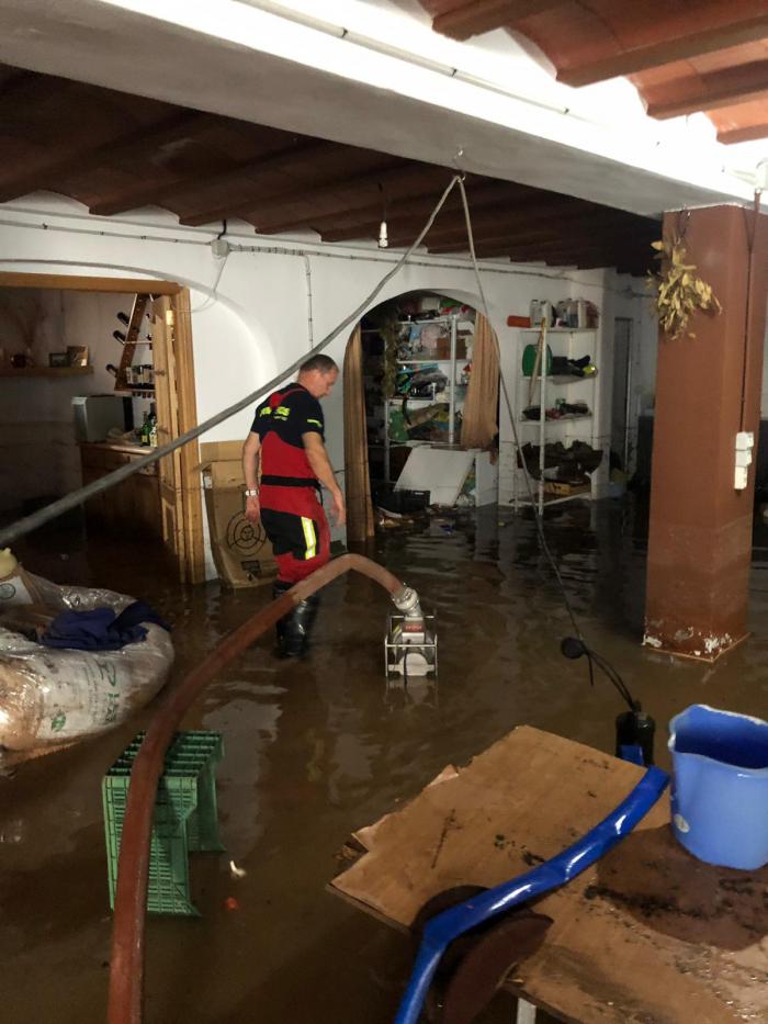 El servicio de Bomberos de Diputación ha intervenido a causa de las fuertes lluvias caídas en la Manchuela