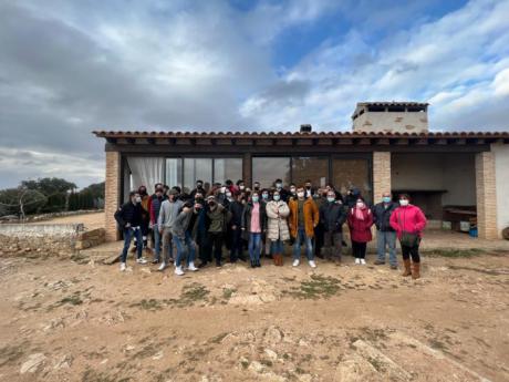 VOX Jóvenes Cuenca reúne entorno a la tauromaquia a simpatizantes y afiliados