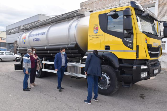 Se invierten 150.000 euros en la adquisición de un camión cisterna para atender las urgencias de los municipios de la provincia