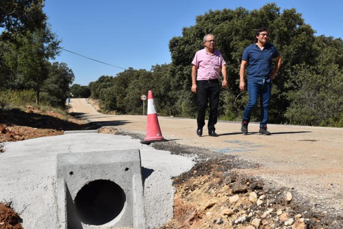 La Diputación está invirtiendo más de 1,5 millones de euros en mejorar la carretera que une Caracenilla y Pineda de Cigüela