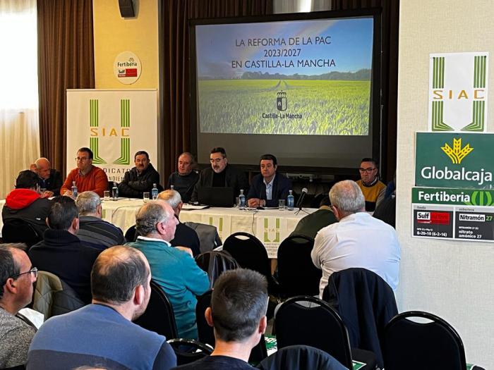 La Junta destaca el papel de las organizaciones agrarias como SIAC representando a los agricultores y ganaderos de la provincia