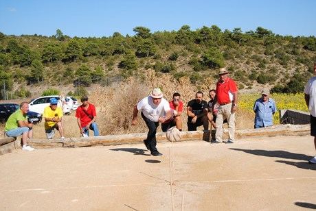 Can&#771;ada del Hoyo acogió la séptima jornada del Circuito de Bolos “Serrani&#769;a de Cuenca”