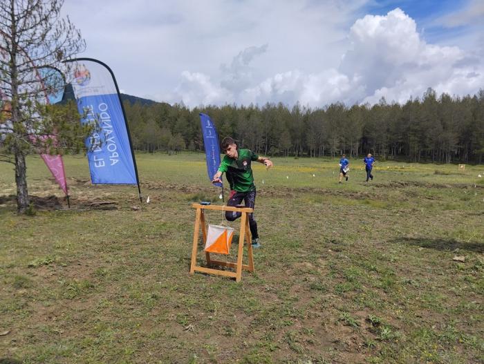 Más de 200 orientadores se reúnen el XI Trofeo Serranía de Cuenca de Orientación de en la Sierra de Valdemeca