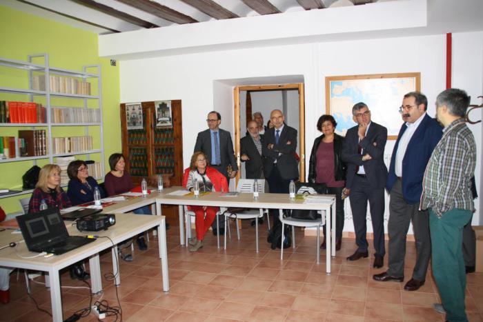 El consejero de Sanidad felicita a los profesionales sanitarios de Cuenca que trabajan por formarse en la humanización de la asistencia