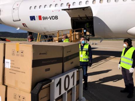 El aeropuerto de Ciudad Real recibe el primer vuelo del corredor aéreo sanitario entre China y España