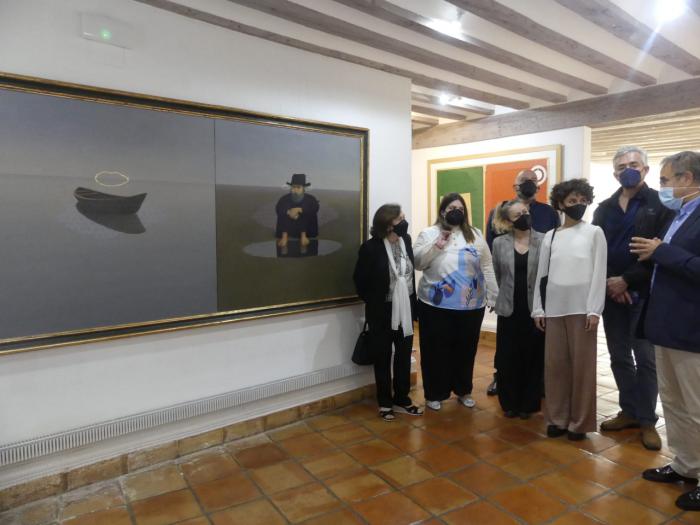 La familia de Alfredo Castañeda dona el cuadro 'Esperando para partir' a la Fundación Antonio Pérez