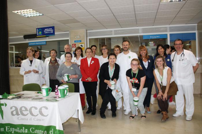 La Gerencia del Área Integrada de Cuenca se suma al minuto de apoyo para las personas enfermas de cáncer organizado por la AECC