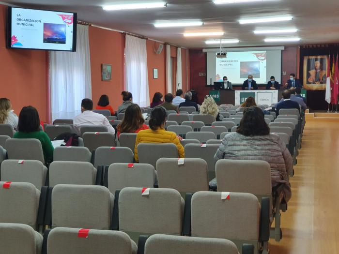 La Diputación retoma de forma presencial los cursos formativos para secretarios e interventores