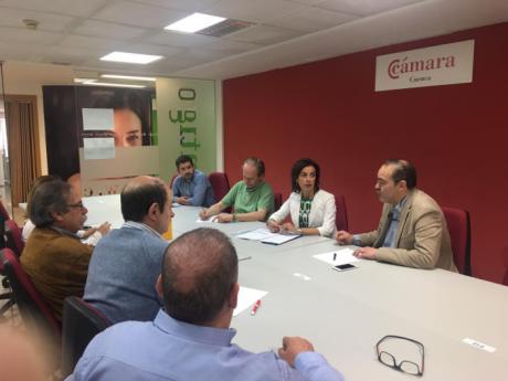 Luz Moya promoverá la búsqueda activa de empresas que se instalen en Cuenca