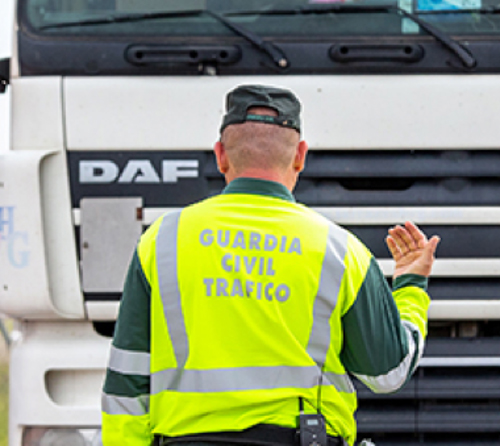 La campaña especial sobre seguridad en el transporte de mercancías y personas se salda en la provincia con 346 vehículos controlados y 60 denuncias