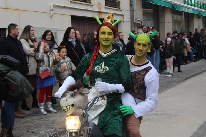 Quintanar del Rey finaliza su semana carnavalera con un gran desfile en el que han participado más de 1.000 personas