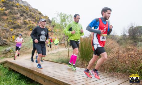 Alfonso Expósito y Mª Ángeles Magán consiguen el dorsal oro en el inicio del XVII Circuito de Carreras Populares