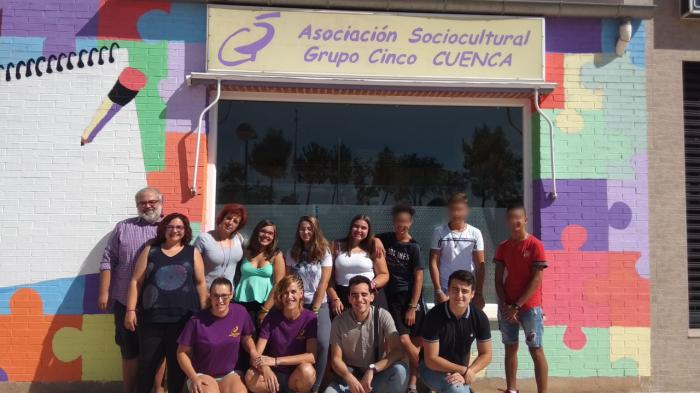 Mª Ángeles García cede sus entradas de los eventos de San Julián a una ONG para la integración de menores