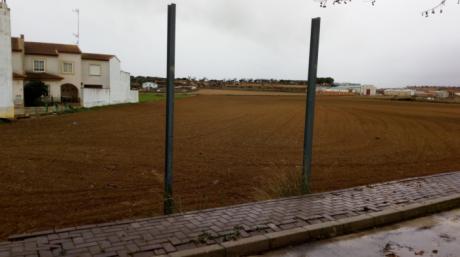 El Ayuntamiento de Iniesta compra los terrenos donde se construirá el Centro de Día